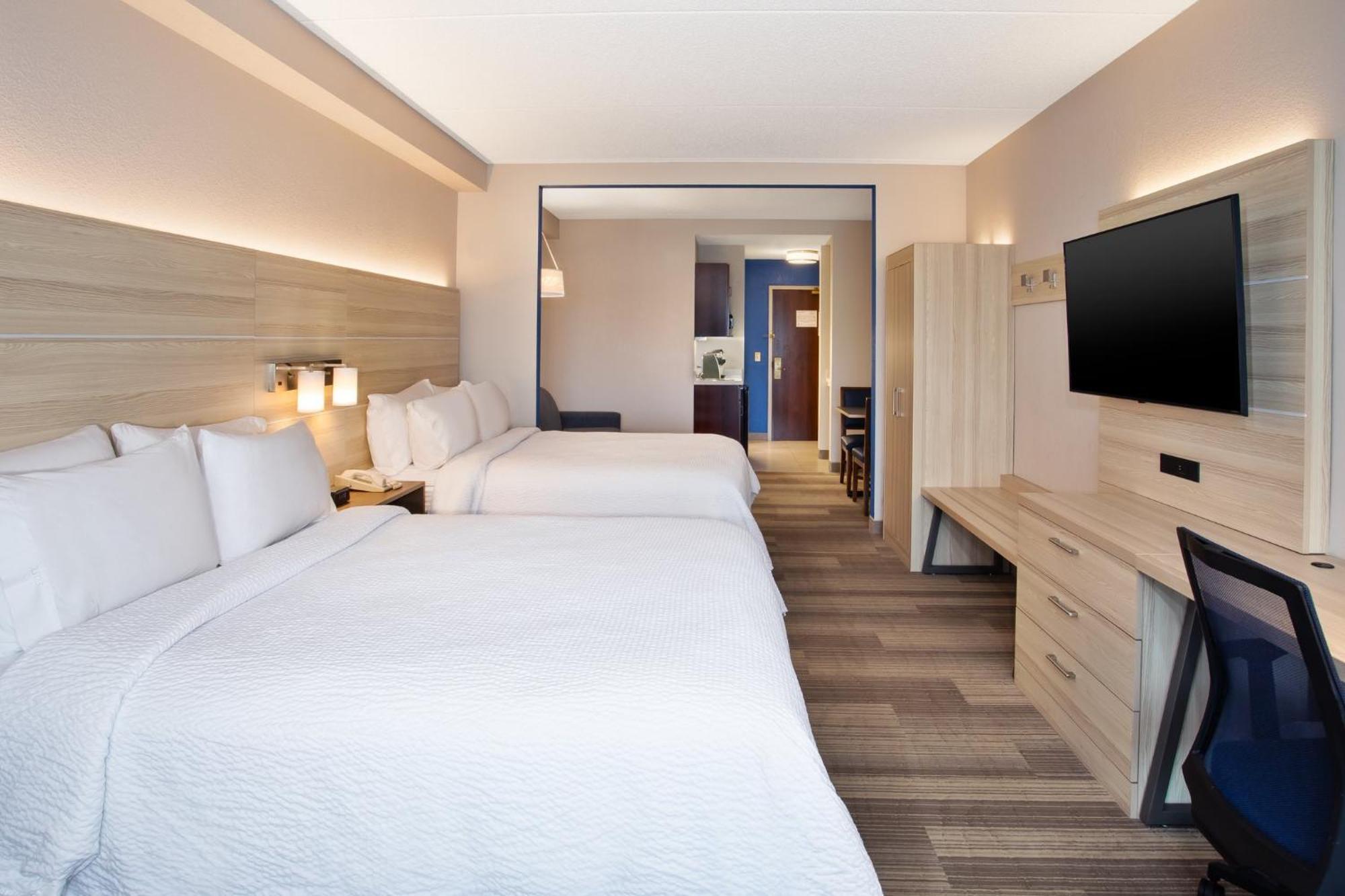 Holiday Inn Express Hotel & Suites Rochester Webster By Ihg Eksteriør billede