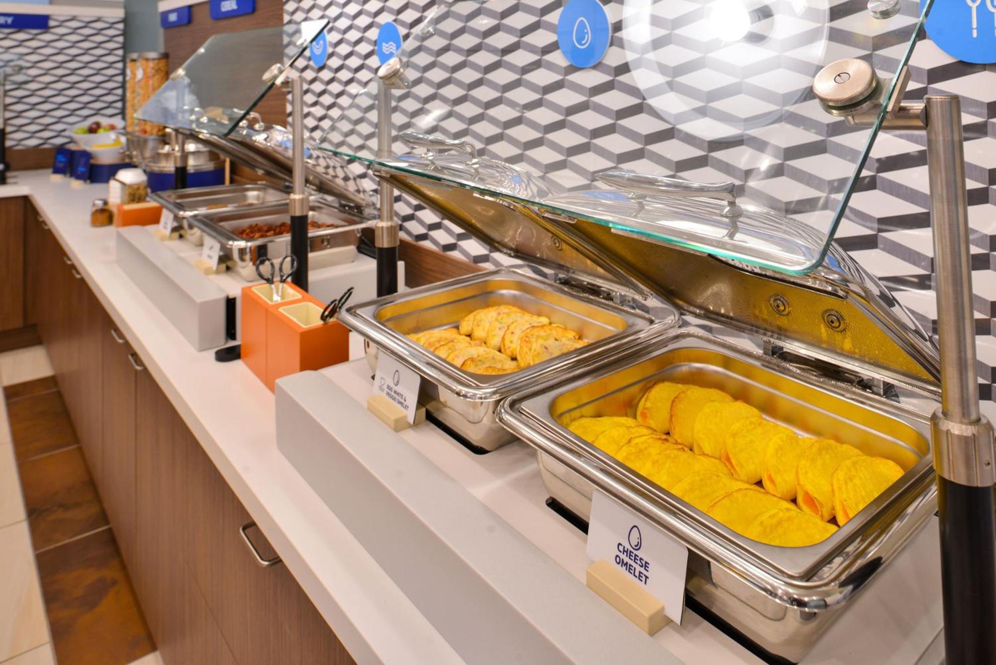 Holiday Inn Express Hotel & Suites Rochester Webster By Ihg Eksteriør billede