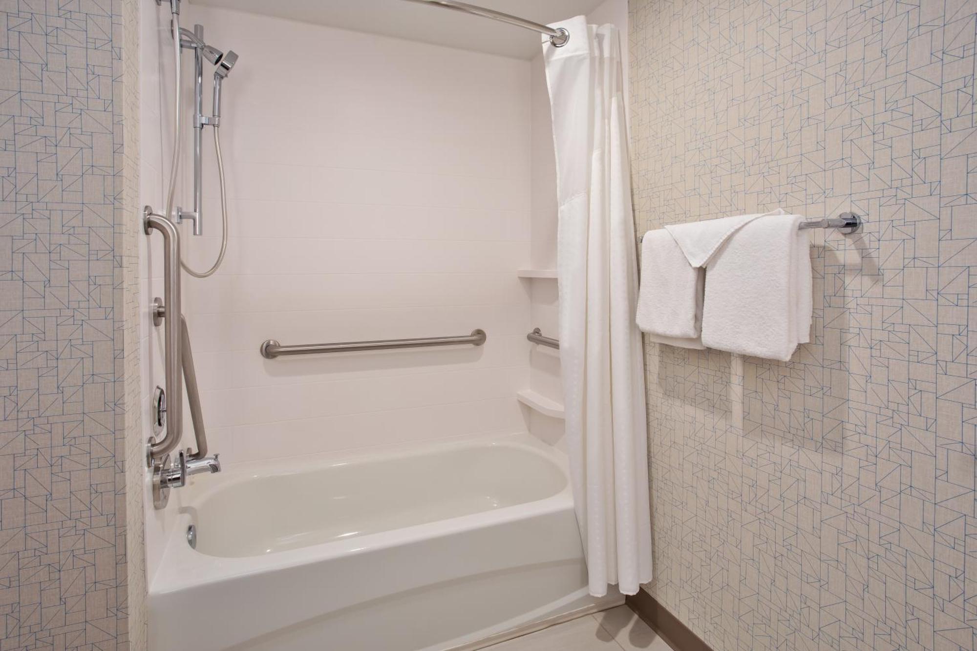 Holiday Inn Express Hotel & Suites Rochester Webster By Ihg Eksteriør billede