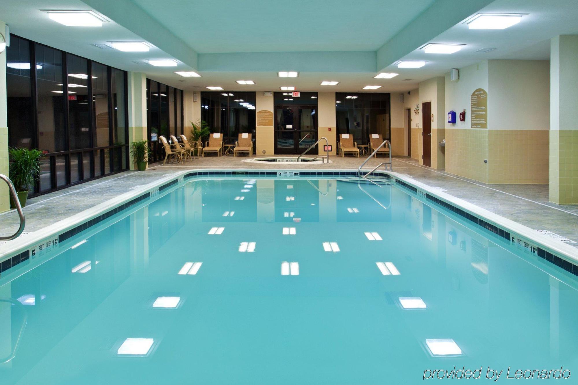 Holiday Inn Express Hotel & Suites Rochester Webster By Ihg Eksteriør billede
